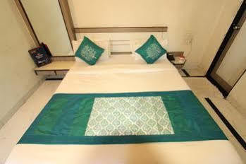 Hotel Saikripa Imperial Daman Exterior foto